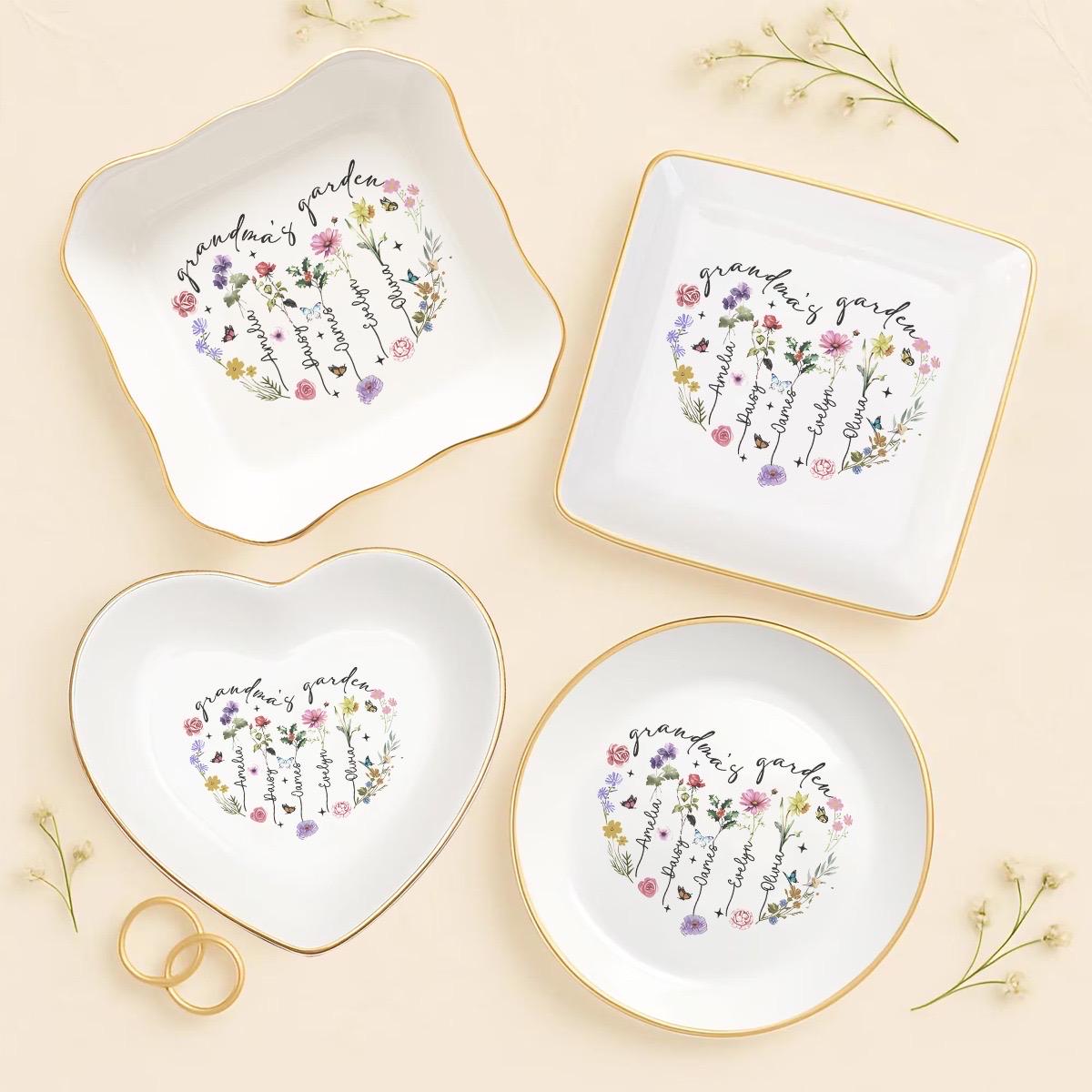 Personalized Grandma's Garden Birth Flower Jewelry Dish, Custom Grandkids Name Trinket Bowl, Mother's Day Gift for Nana, Ceramic Ring Dish