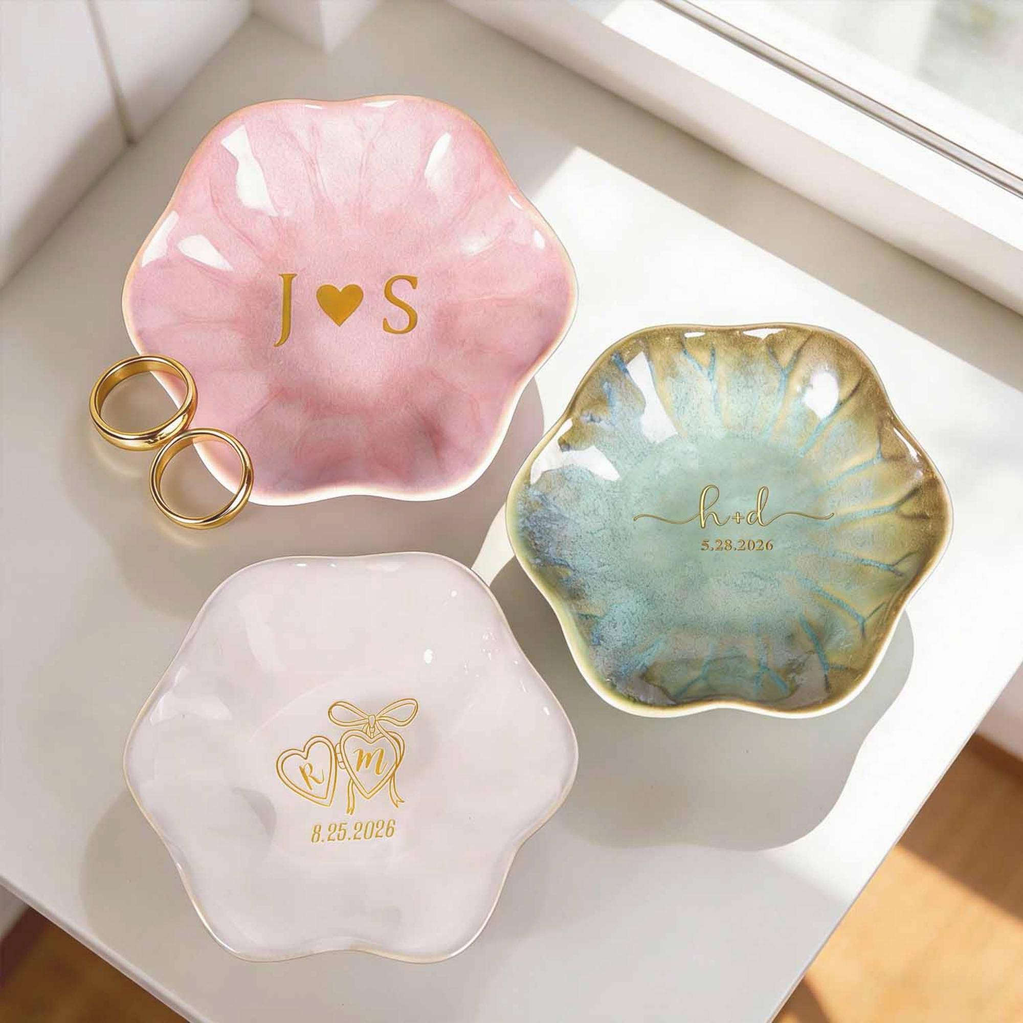 Custom Ceramic Trinket Tray With Initial, Engraved Name Jewelry Ring Dishs Gift for Couple, Personalized Jewelry Holder for Wedding Favors