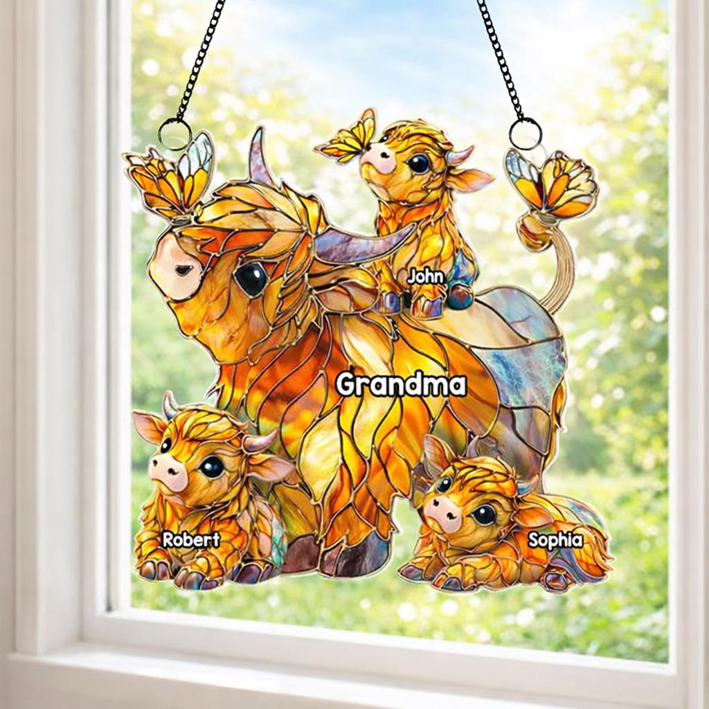 Personalized Highland Cow Mom Acrylic Suncatcher, Grandma’s Herd With Names, Custom Family Window Hanging, Mother's Day Gift for Mom Grandma
