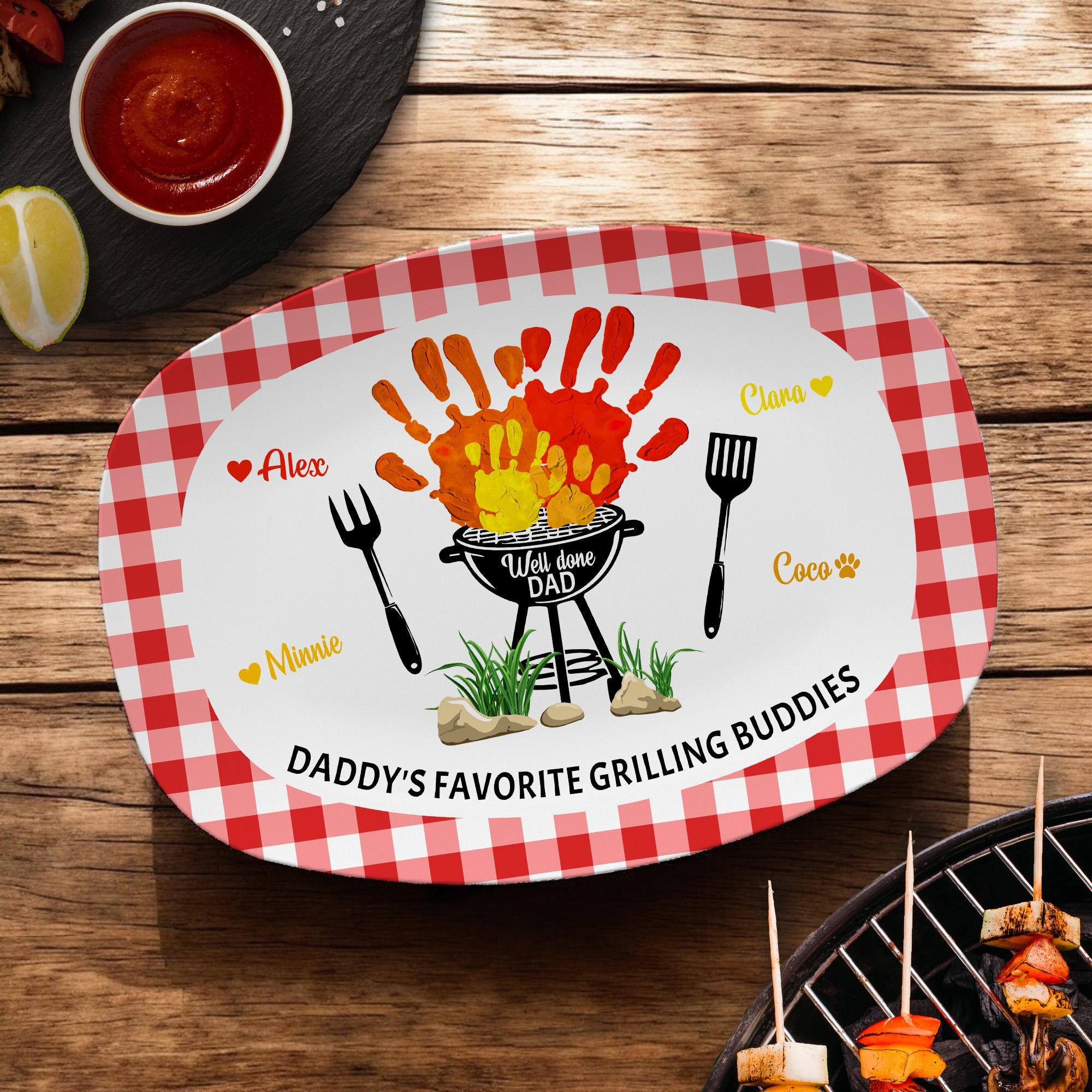 Custom Daddy's Grilling Plate Gifts - Personalized Dad Grilling Platter, BBQ Plate for Dad, Father's Day Gift, Daddy's Grilling Buddies
