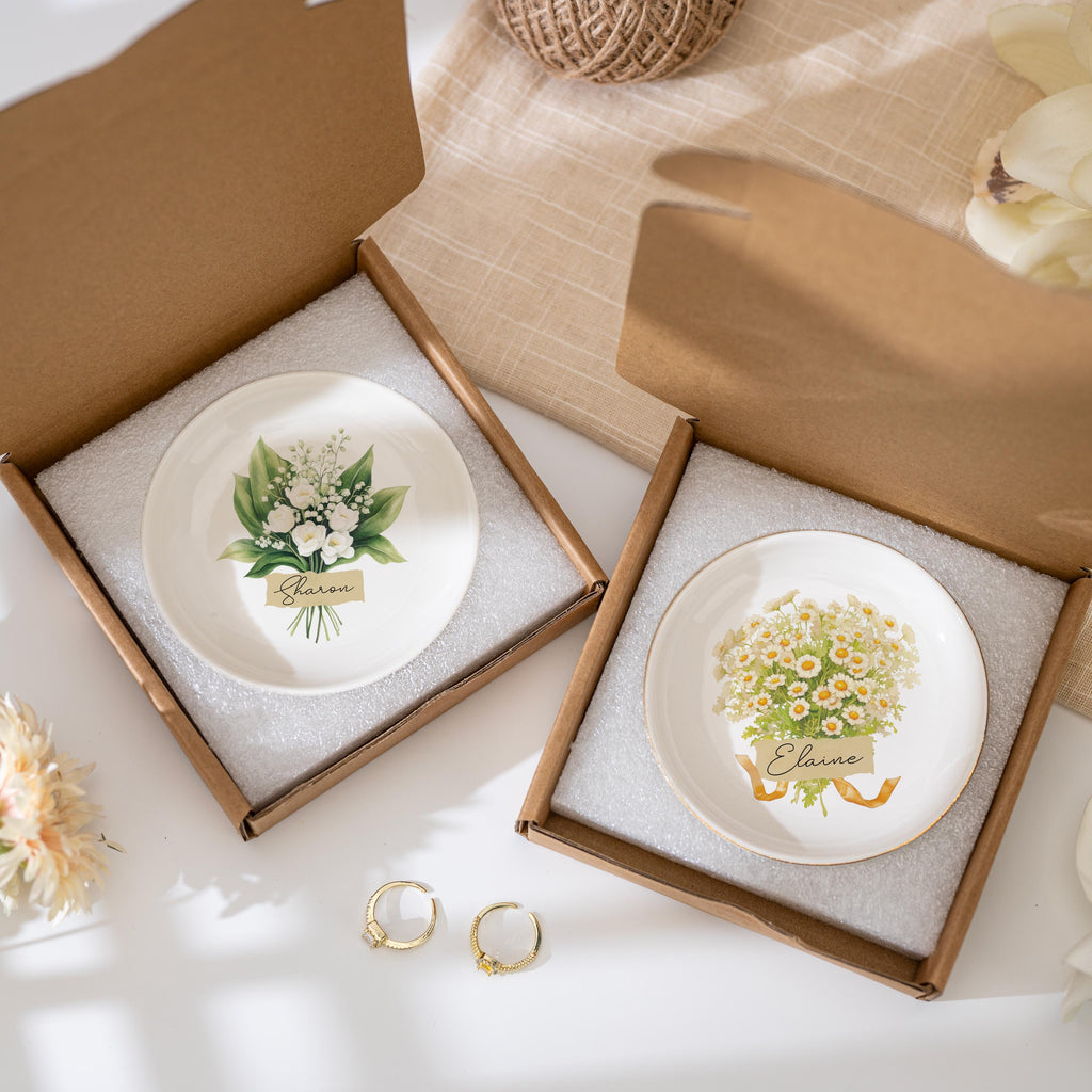 Personalized Flower Bouquet Trinket Dish, Custom Birth Flower Jewelry Dish, Gift for Her, Birth Month Flower, Bridesmaid Gifts, Wedding Gift