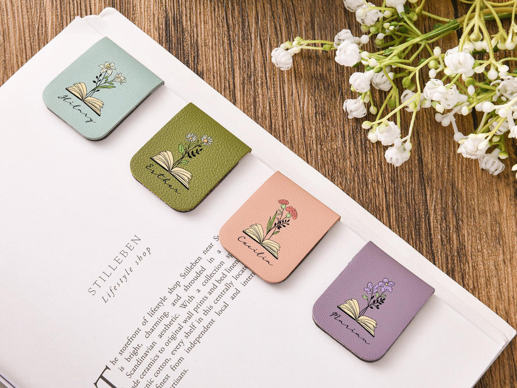 Custom Leather Birth Flower Bookmark, Personalized Magnetic Bookmark, Name Bookmark with Birth Flower, Book Lover Birthday Gift, Book Accessory