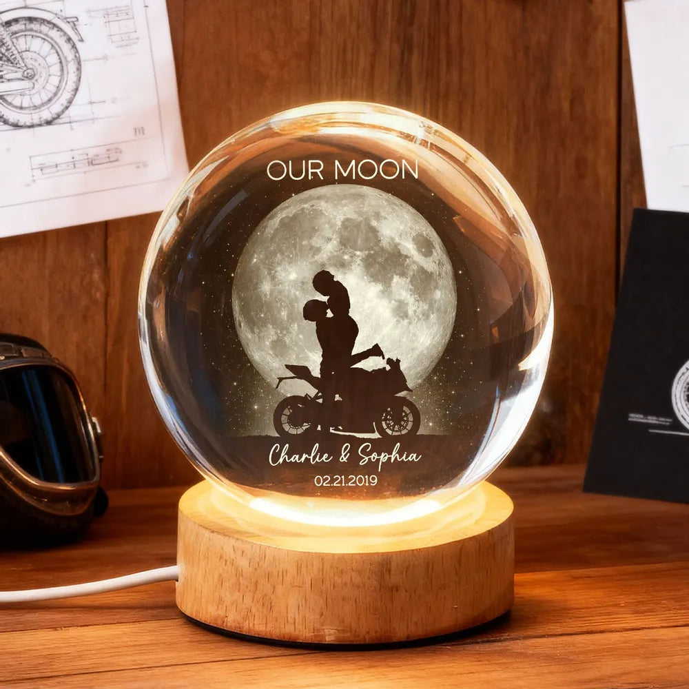 Biker Couple Kissing in the Moonlight, Custom Moon Phase by Date - Per , Valentines Day Wedding Anniversary Gift For Couple