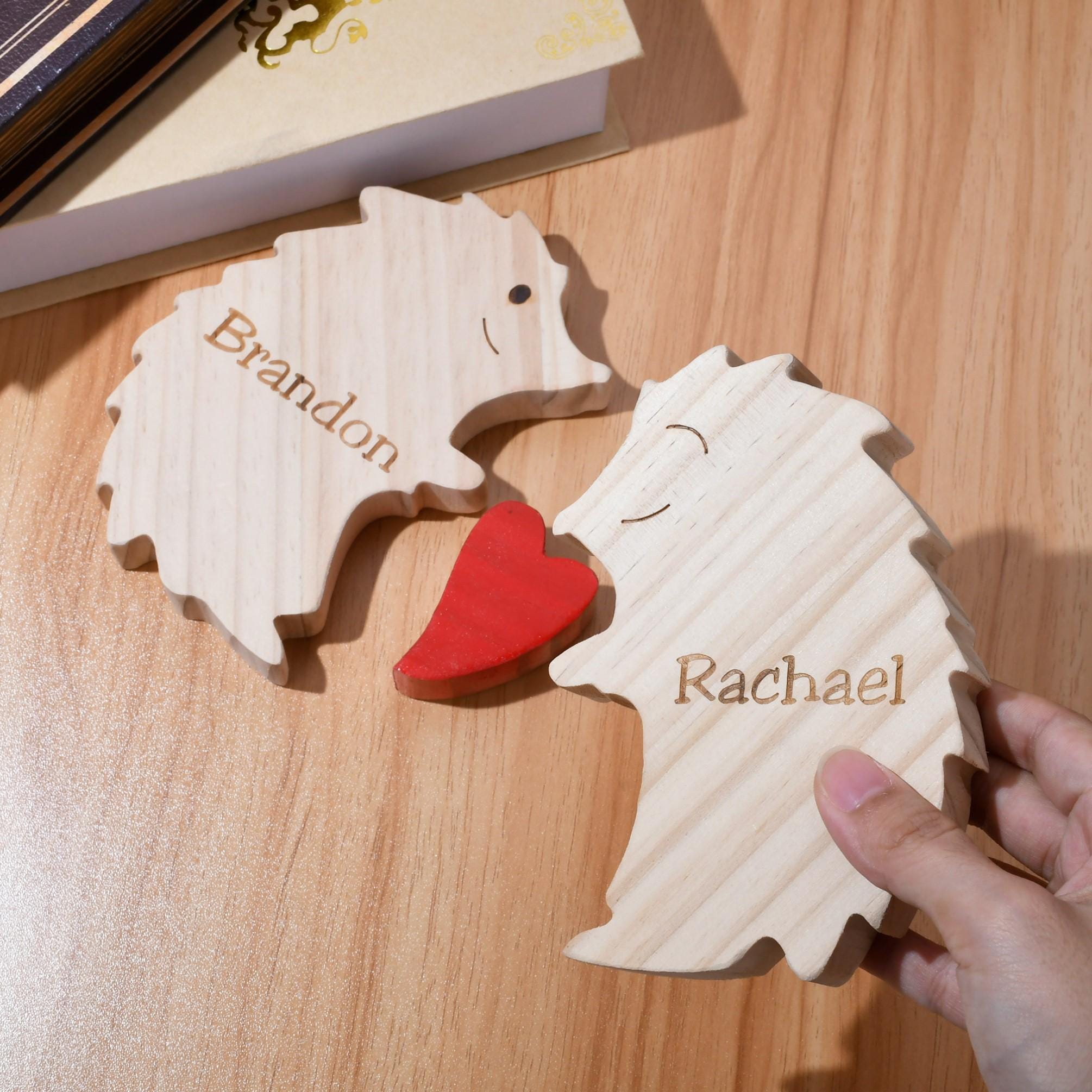 Wooden Animal Family Puzzle, 2-5 Hedgehogs Family Jigsaw Decor, Wedding Anniversary Gifts for Mom Dad Friend Couples Animal Family Decor