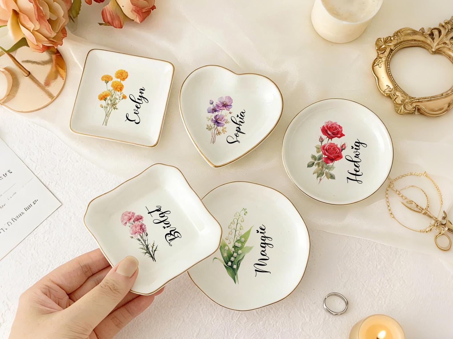 Custom Birth Flower Ring Trinket Dish, Personalized Birth Month Flower Trinket Dish,birthday Jewelry Dish,wedding Bridesmaid Gift _ Mom Gift