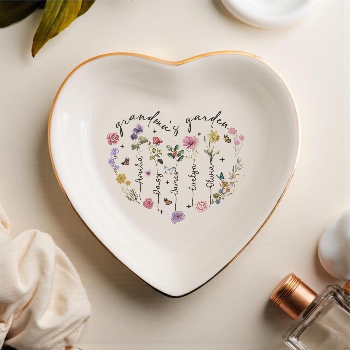 Personalized Grandma's Garden Birth Flower Jewelry Dish, Custom Grandkids Name Trinket Bowl, Mother's Day Gift for Nana, Ceramic Ring Dish