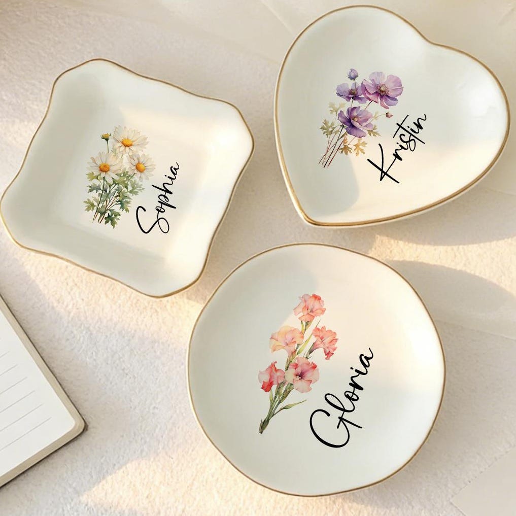 Custom Birth Flower Ring Trinket Dish, Personalized Birth Month Flower Trinket Dish,birthday Jewelry Dish,wedding Bridesmaid Gift _ Mom Gift