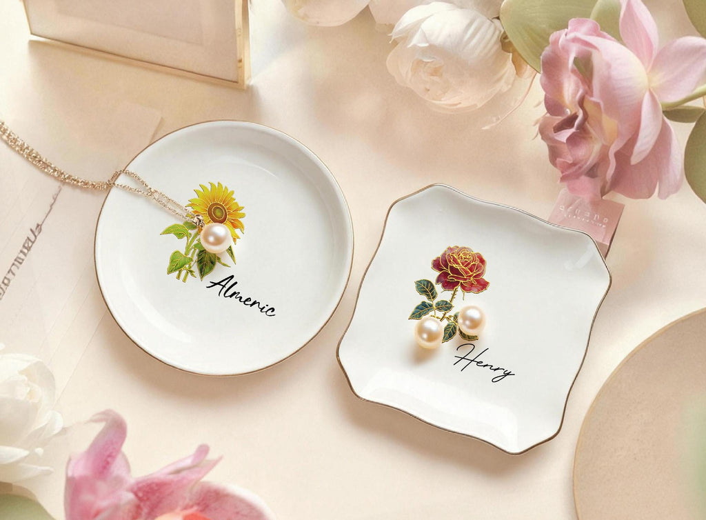 Custom Gold Rim Birth Flower Dish, Personalized Jewelry Tray, Floral Ring Holder, Birthday Gift, Bridesmaid Gift, Gift for Mom