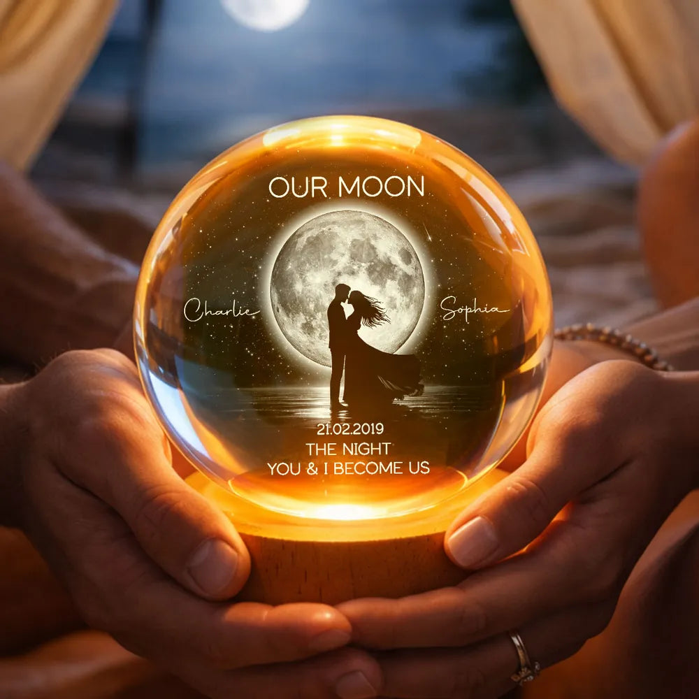 Couple Kissing Under the Moonlight, Custom Moon Phase by Date, Personalized Magical Gift for Her/Him Birthday, Anniversary Memorial Keepsake Night Lamp Decor