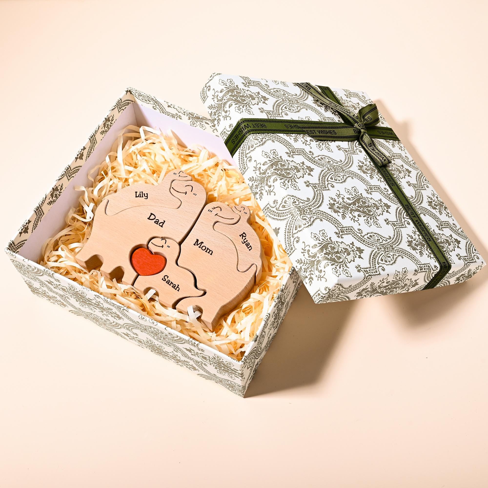 Wooden Dinosaur Family Puzzle, Personalized Christmas Gift for Family, Name Engraved Dino Keepsake, Holiday Home Decor, Mom Gift From Kids