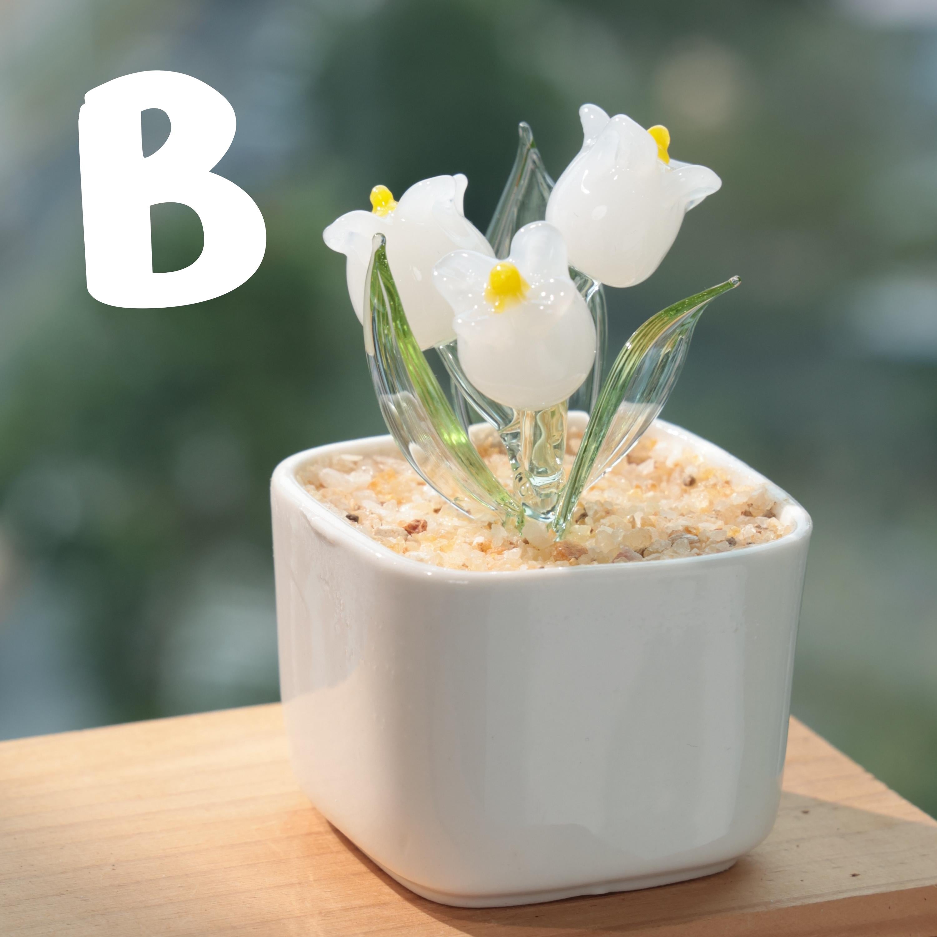 Hand Blown Glass Potted Plants – White, Pink & Blue Glass Tulip Figurines, Mini Flower Decor, Unique Handmade Gift