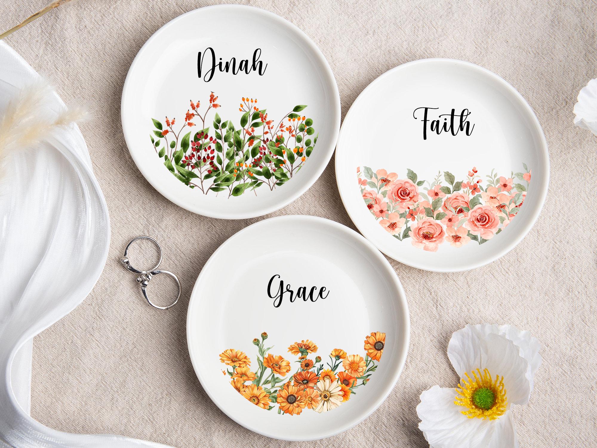 Custom Birth Flower Trinket Dish,birthday Jewelry Dish Gift,jewelry Dishes for Women,custom Ring Holder Birth Flower,custom Name Gift