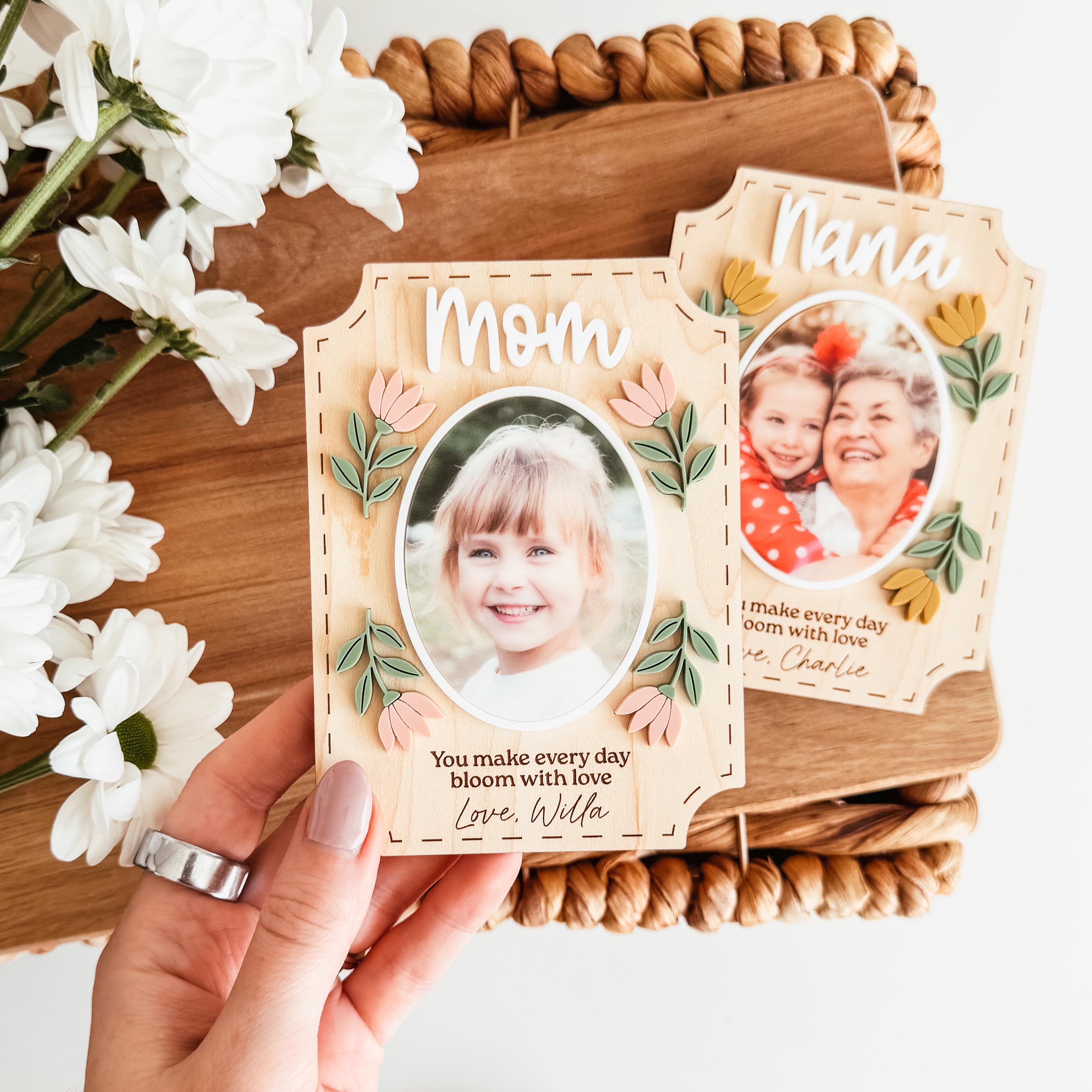 Personalized Photo Magnet, Custom Photo Frame Magnet, Custom Flower Picture Magnet, Mom Magnet, Grandma Magnet, Mother's Day Gift
