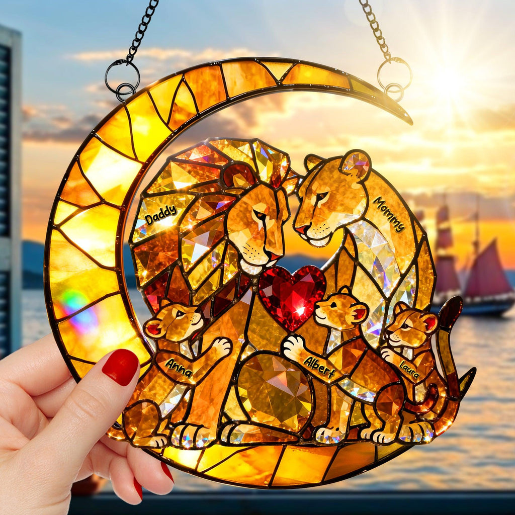 Personalized Lion Family Acrylic Suncatcher, Custom Name Mommy and Kids Hanging Suncatcher, Mother Day Window Decor, Gift for Mom