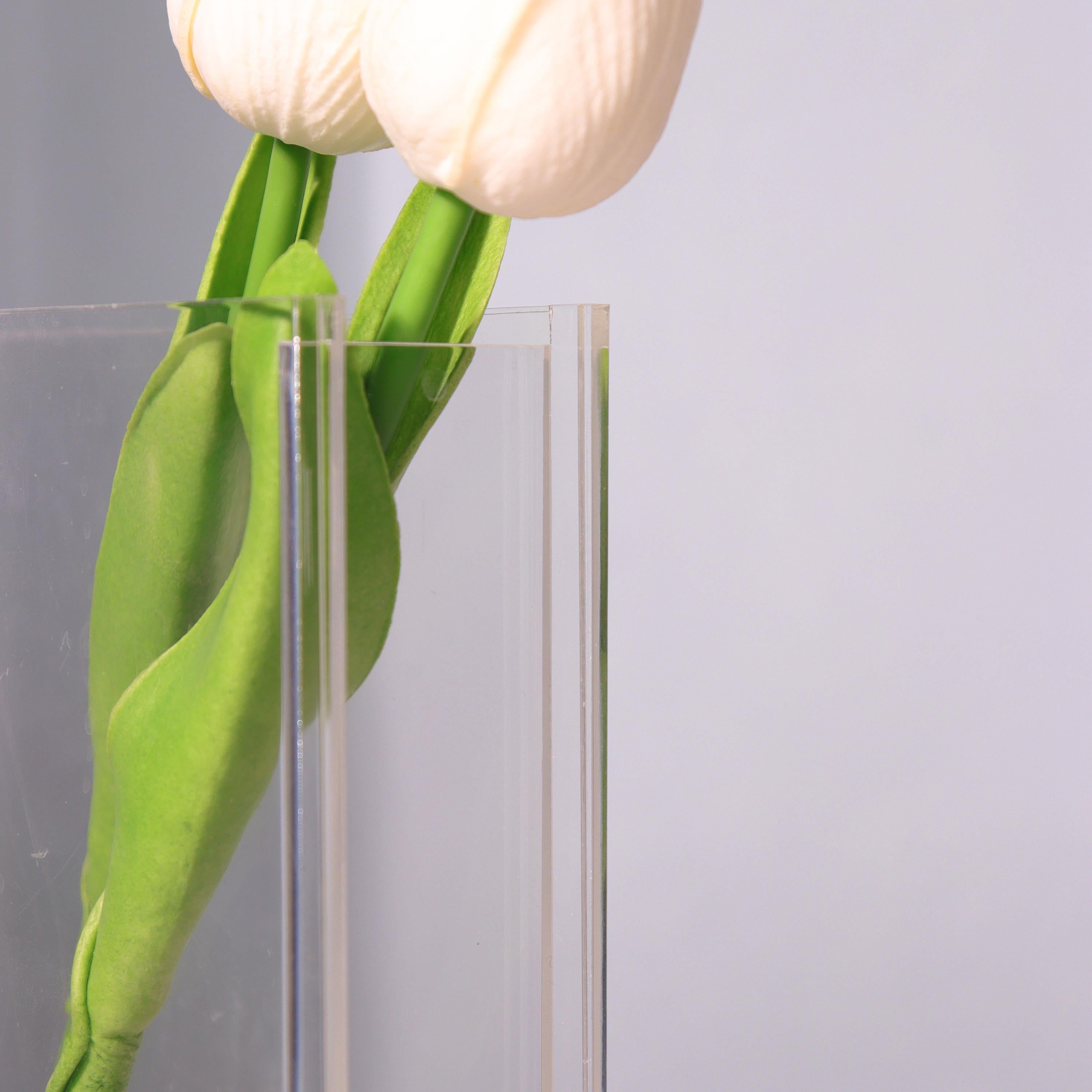 Red Rose Acrylic Book Vase, Line-art Butterfly Bookish Vase, Fairy Tale Flower Book Shaped Vase, Minimalist Rose, Custom Gift for Book Lover