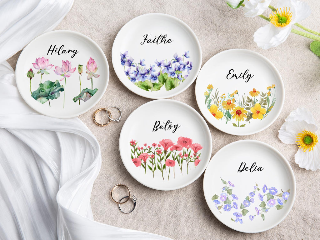 Custom Birth Flower Trinket Dish,birthday Jewelry Dish Gift,jewelry Dishes for Women,custom Ring Holder Birth Flower,custom Name Gift