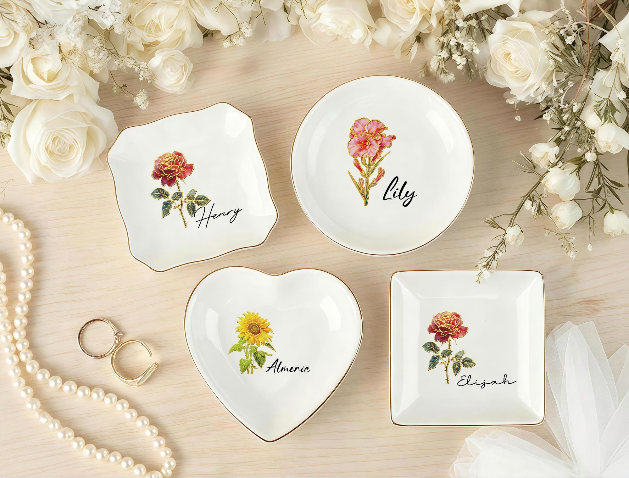 Custom Gold Rim Birth Flower Dish, Personalized Jewelry Tray, Floral Ring Holder, Birthday Gift, Bridesmaid Gift, Gift for Mom