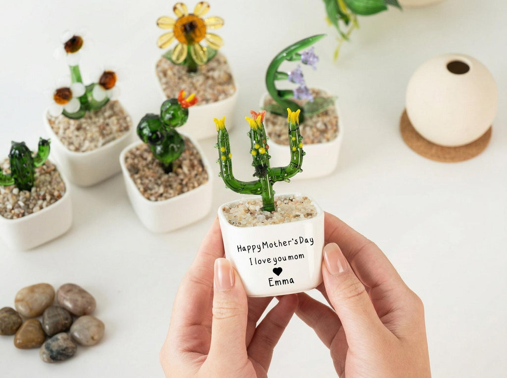 Glass Everlasting Flower Gift for Mom, Personalized Hand Blown Glass Pot, Mom Birthday or Mothers Day Keepsake