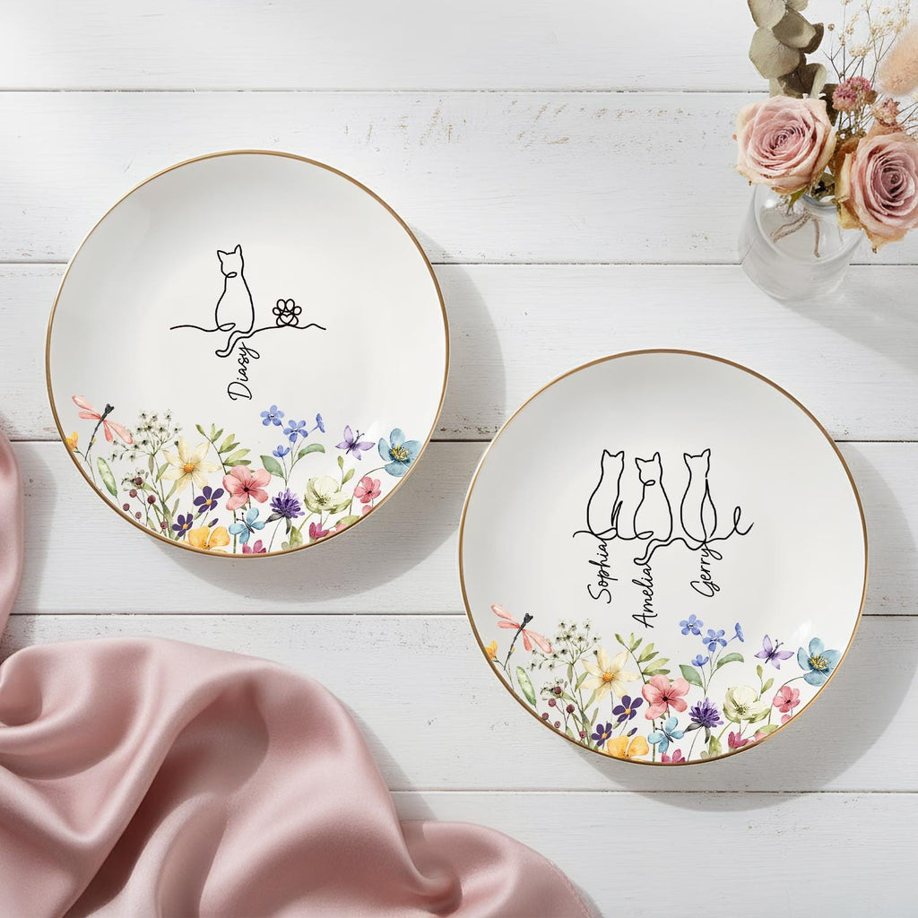 Personalized Cat Floral Ring Dish, Custom Cat With Name Jewelry Dish, Cat Lover Gift, Unique Christmas Present, Gift for Cat Owner Pet Lover