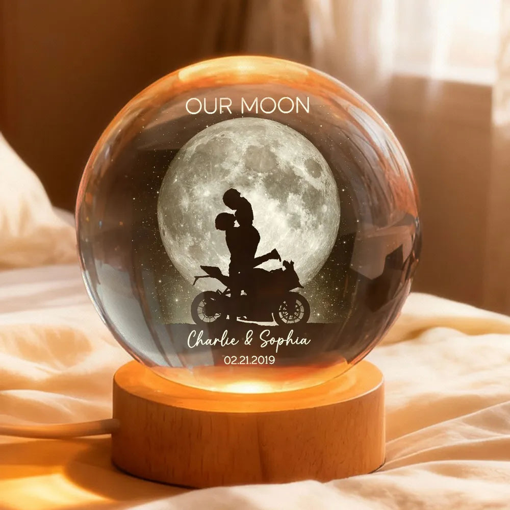 Biker Couple Kissing in the Moonlight, Custom Moon Phase by Date - Per , Valentines Day Wedding Anniversary Gift For Couple