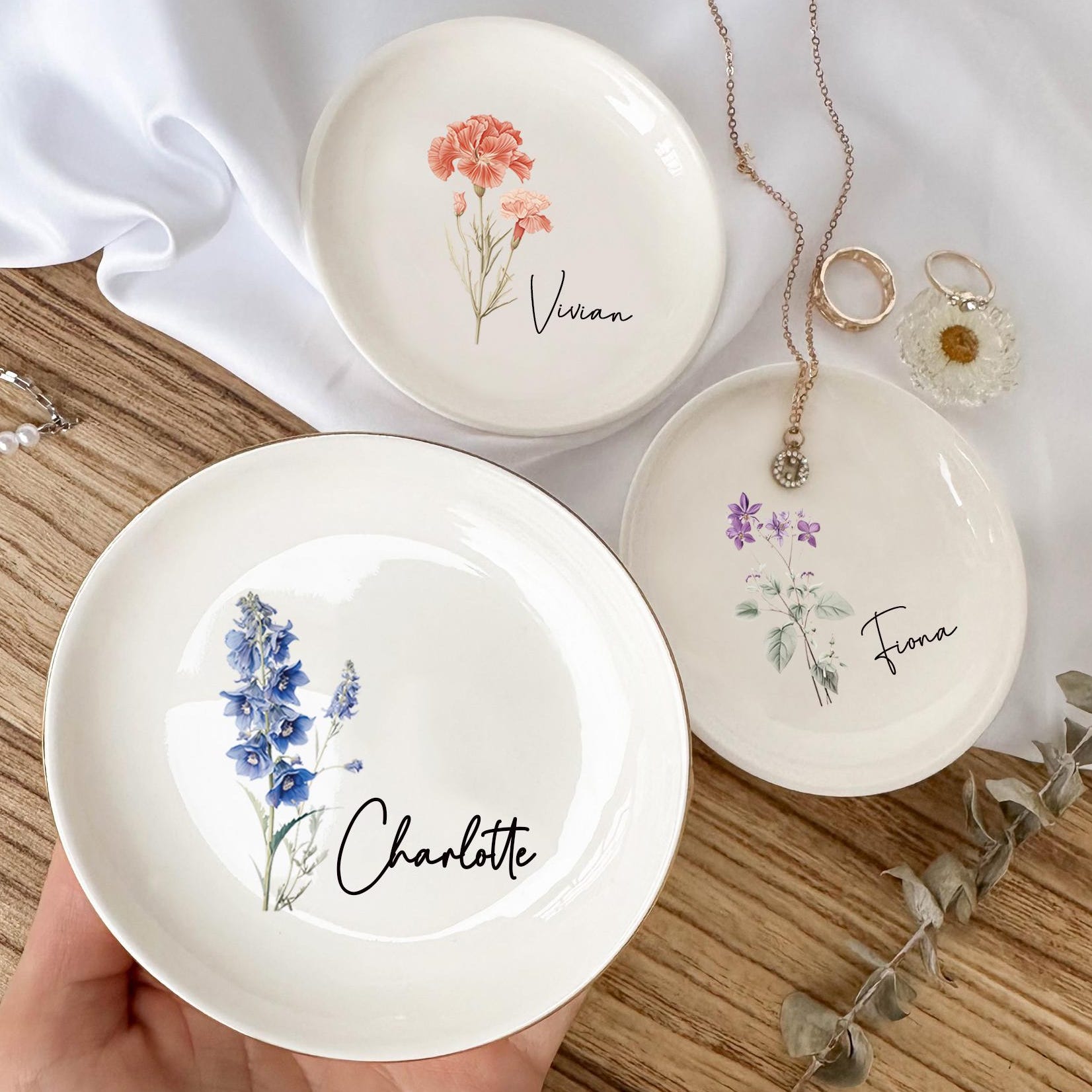 Personalized Birth Flower Ring Dish, Wedding Ring Dish, Perfect Bridesmaid Gift, Best Friend Gift, Custom Jewelry Dish, Birthday Party Gift