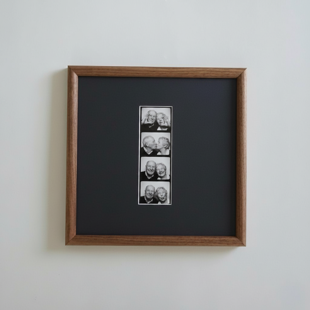 Photobooth Strip Picture Frame Square, Mid Century Retro Style Frame, Photo Strip Display, Vintage Home Decor, Minimalist Interior Accent