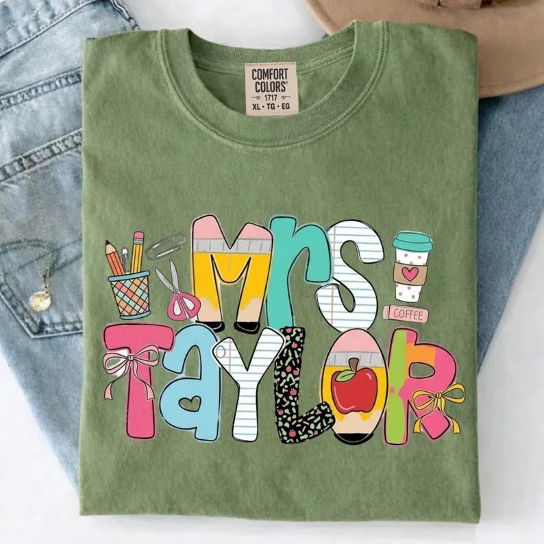 Personalized Teacher Shirt, Custom Name Teacher Tee, Mrs Teacher Shirt, Cute Teacher Gift, Back To School Shirt, Kindergarten Teacher Tee. SPETAL4