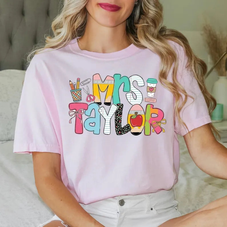 Personalized Teacher Shirt, Custom Name Teacher Tee, Mrs Teacher Shirt, Cute Teacher Gift, Back To School Shirt, Kindergarten Teacher Tee. SPETAL4