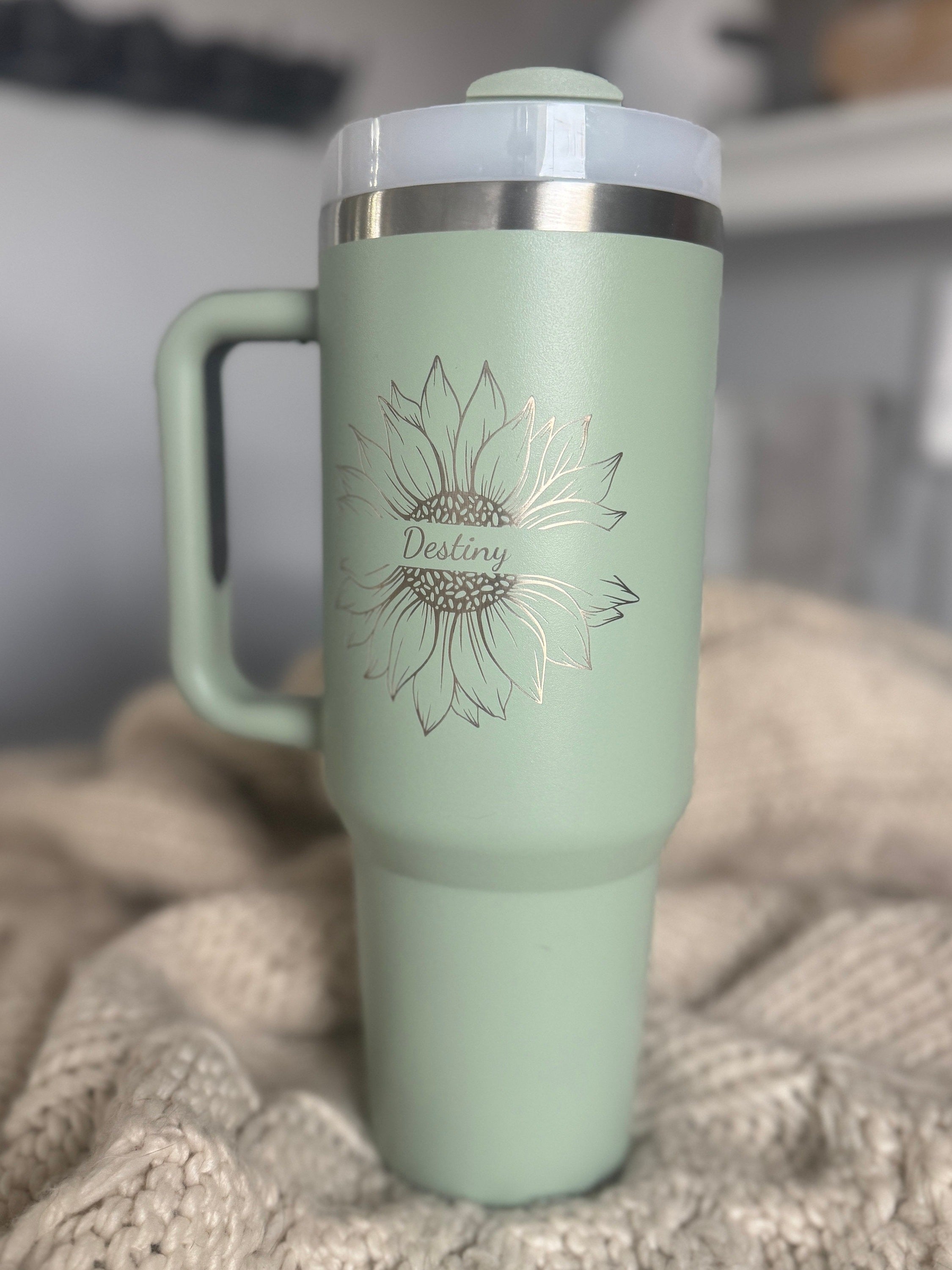 Personalized Sunflower Tumbler With Handle, 40oz Insulated Cup, Summer Birthday Gift For Her, Floral Custom Water bottle, Summer Wedding