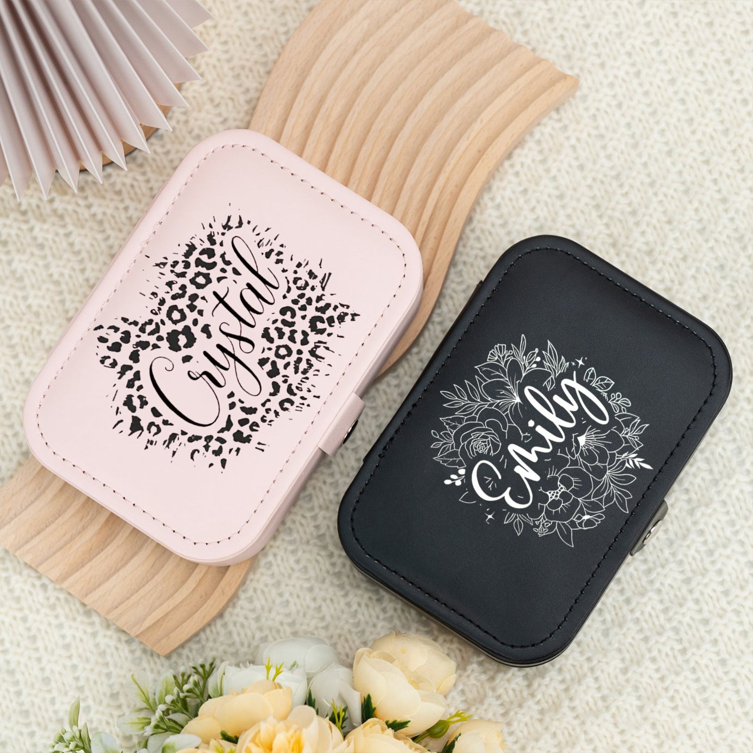 Personalized Jewelry Box Flower With Name, Custom Bridesmaid Jewelry Box, Wedding Bridal Party Jewelry Box, Vintage Leather Jewelry Case, Gift for Her