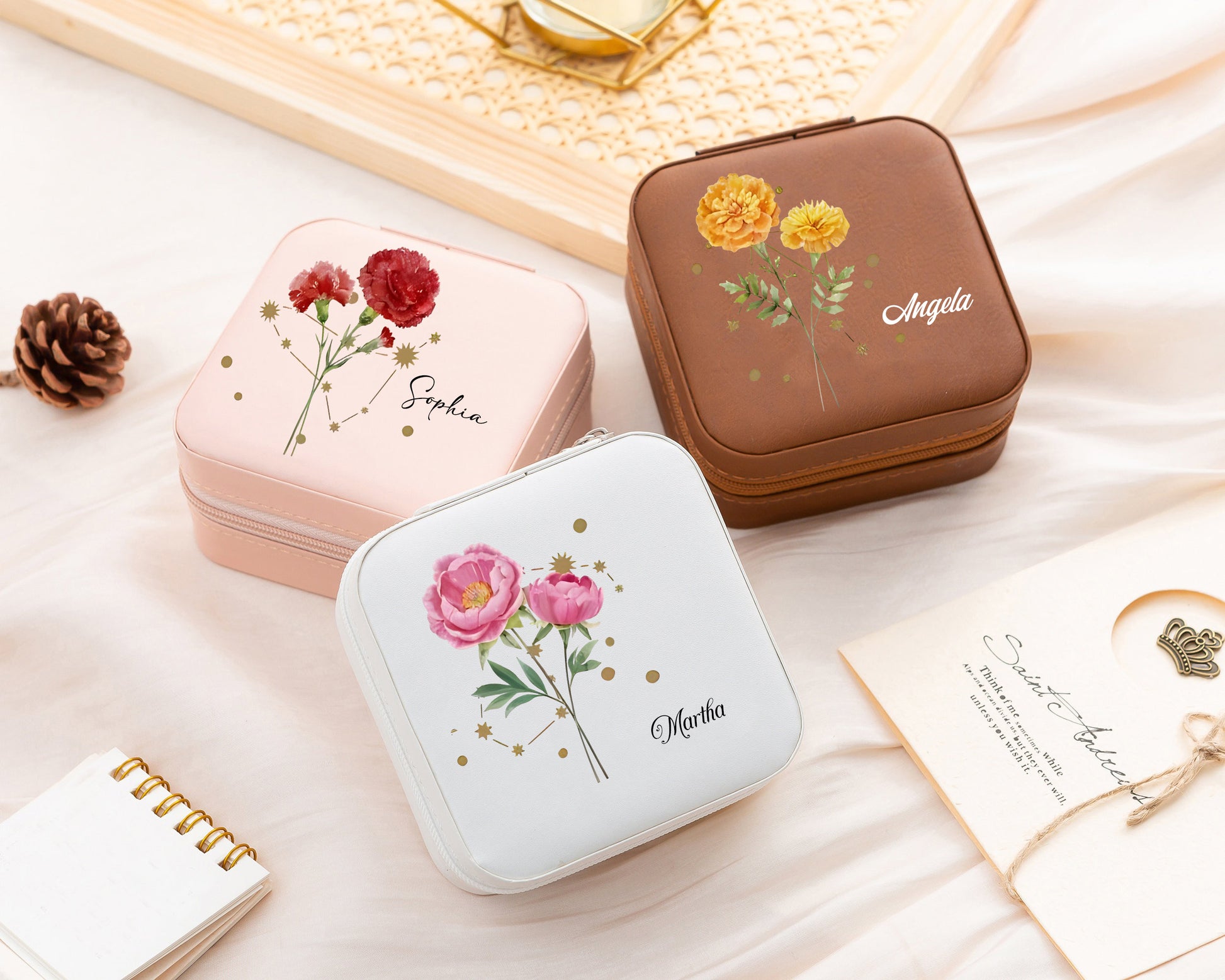 Personalized Leather Jewelry Box, Custom Name & Birth Flower Design, Travel Jewelry Organizer Gift for Women