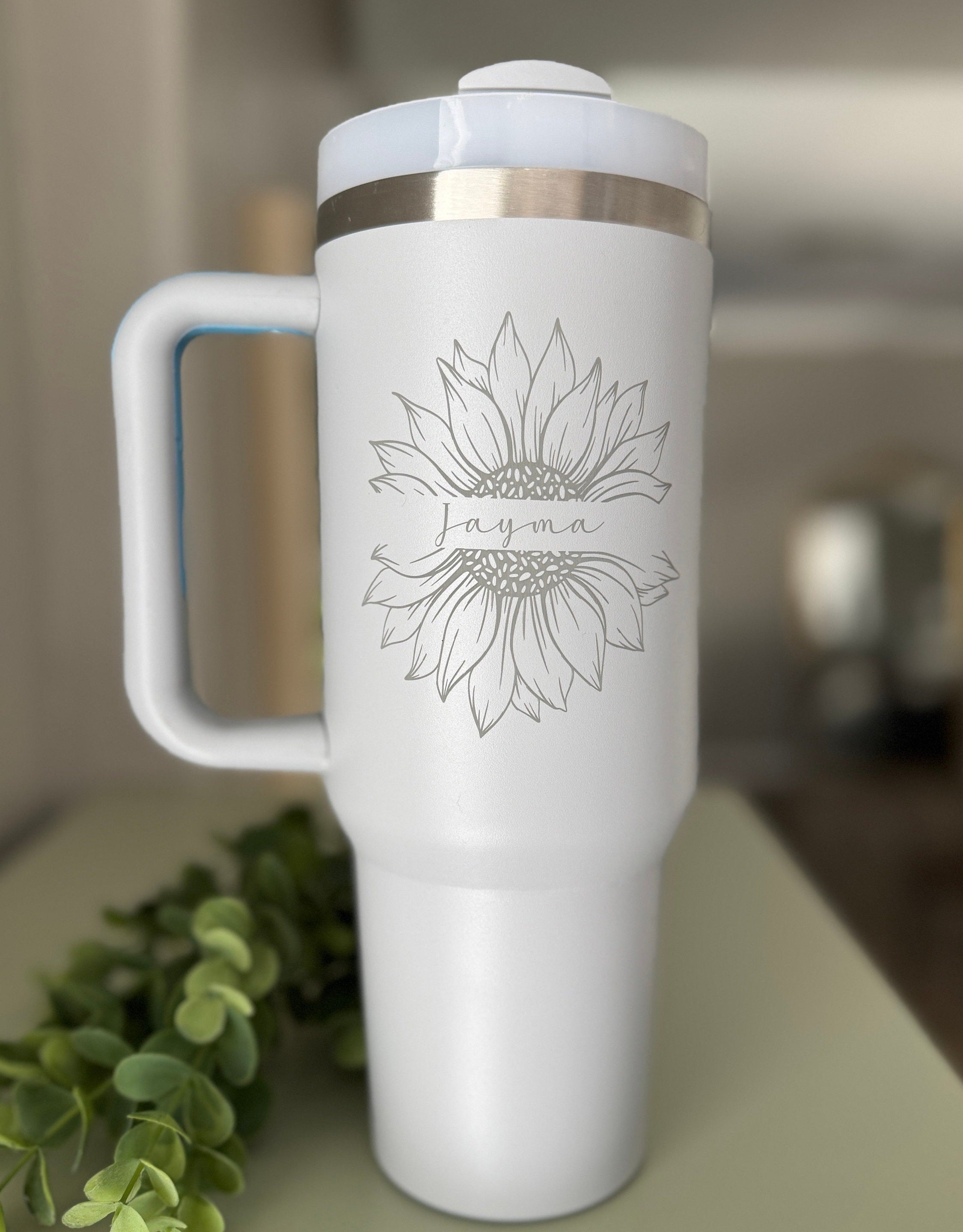 Personalized Sunflower Tumbler With Handle, 40oz Insulated Cup, Summer Birthday Gift For Her, Floral Custom Water bottle, Summer Wedding