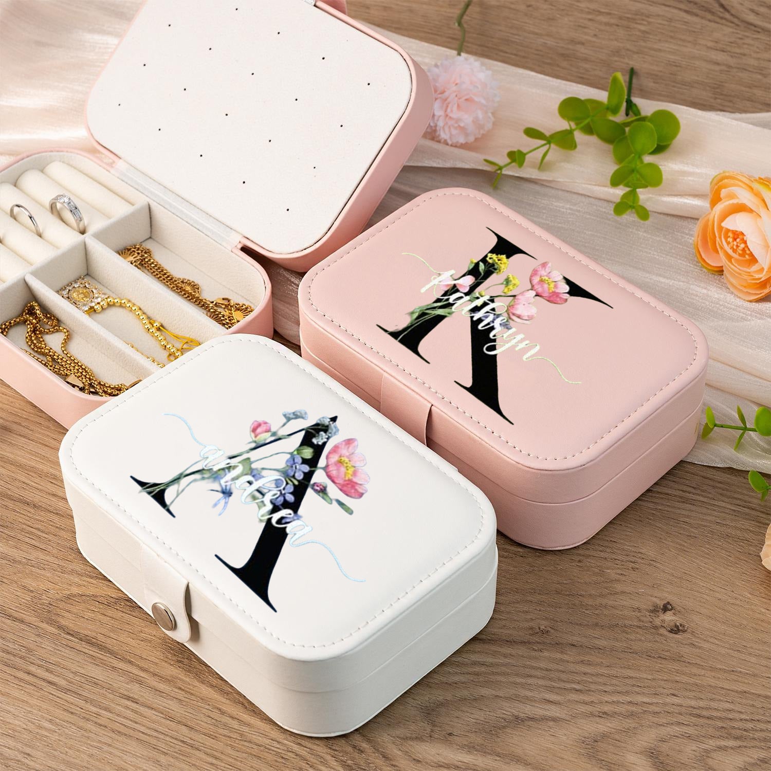 Personalized Jewelry Box Flower Alphabet, Custom Bridesmaid Jewelry Box, Wedding Bridal Party Jewelry Box, Vintage Leather Jewelry Case, Gift for Her