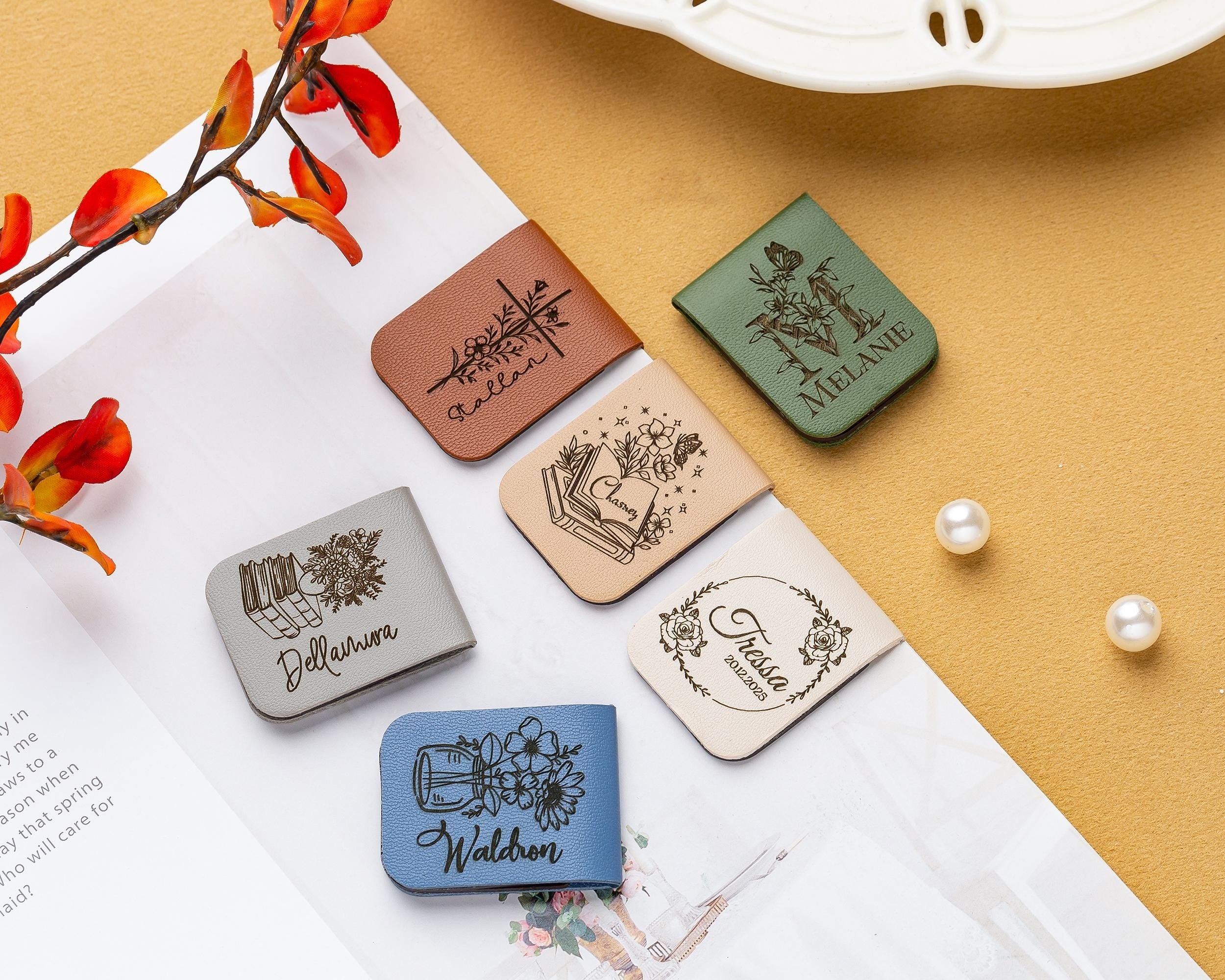 Personalized Magnetic Bookmark Flower With Name, Custom Name Leather Bookmark, Birthday Gift for Book Lovers, Book Accessory