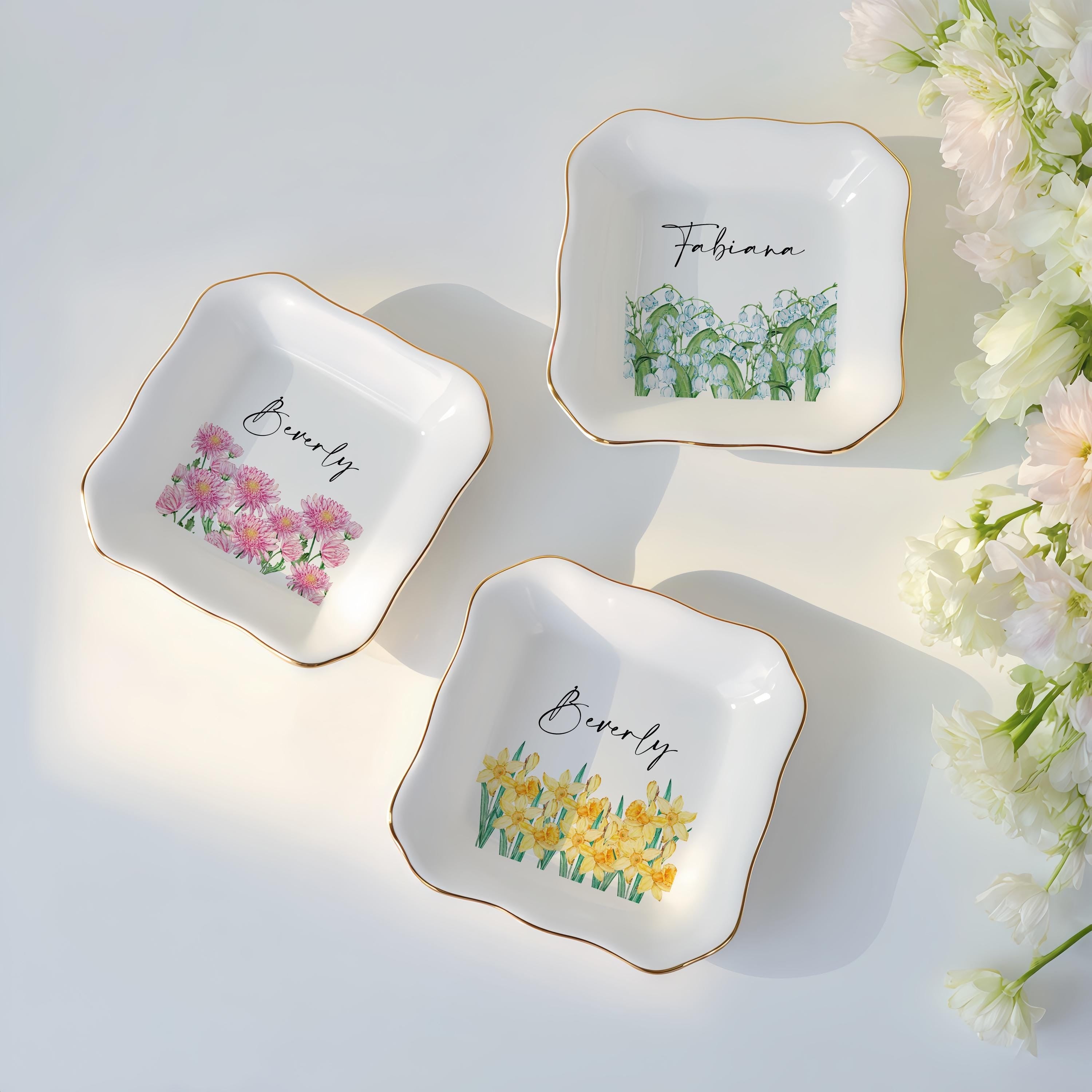Personalized Birth Flower Trinket Dish, Birth Month Flower Ring Dish, Wedding Favors, Birthday Gift, Gift For Bestie, Bridal Shower Gift