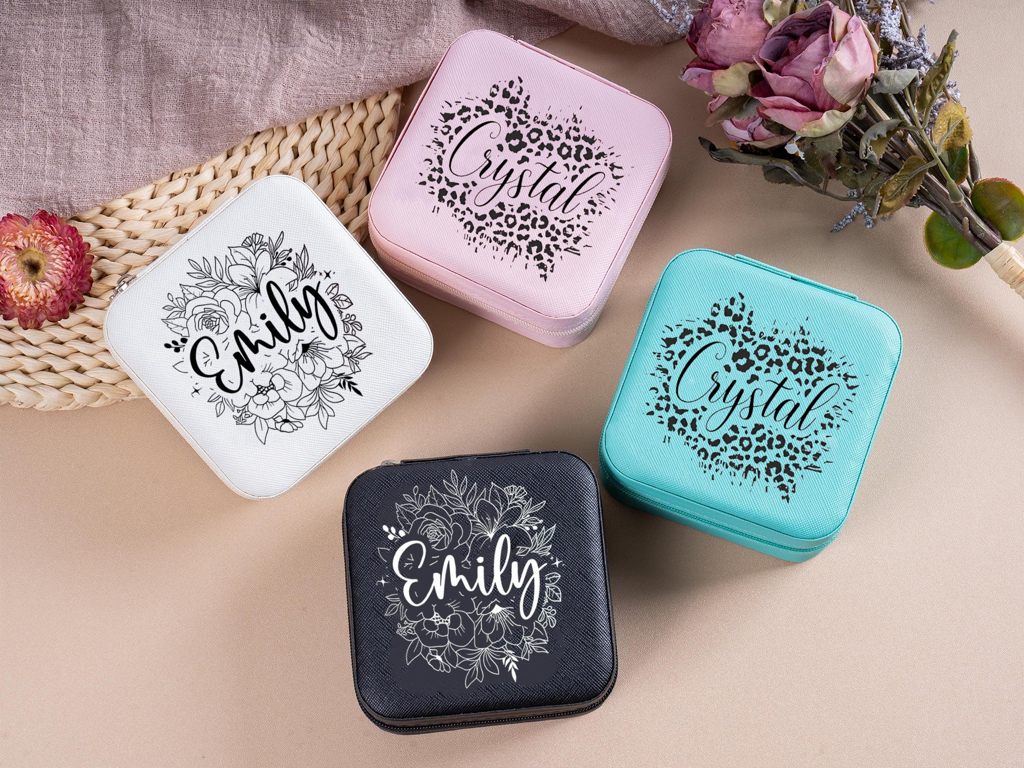 Personalized Jewelry Box Flower With Name, Custom Bridesmaid Jewelry Box, Wedding Bridal Party Jewelry Box, Vintage Leather Jewelry Case, Gift for Her