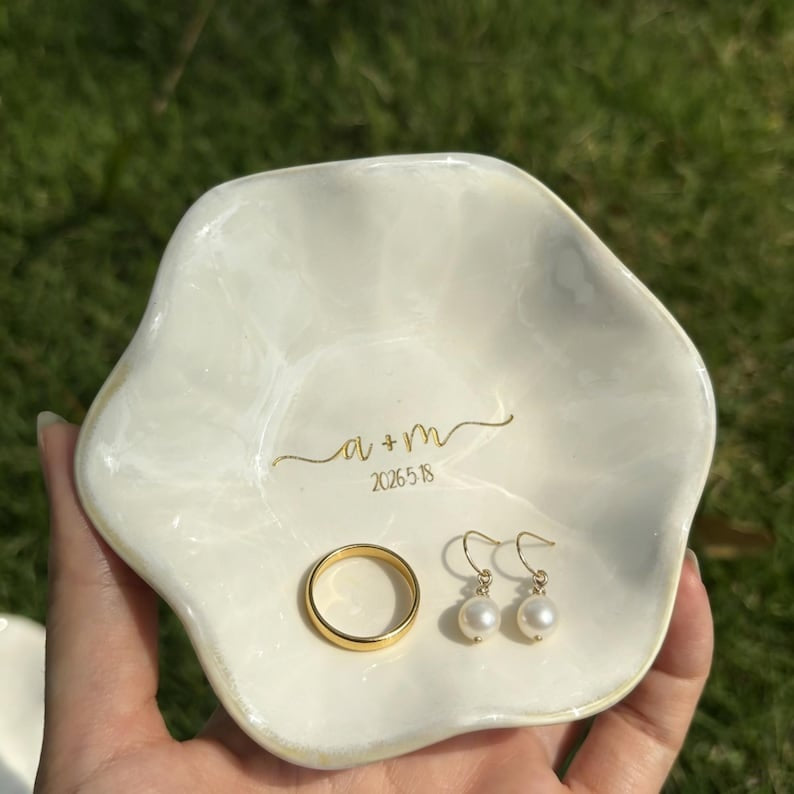 Wedding Ring Holder Dish with Initial & Date, Personalized Ring Plate for Ceremony, Custom Monogram Ring Dish, Bridal Shower Gift Keepsake