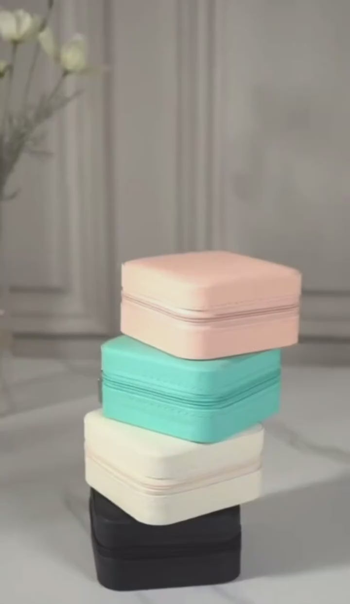 Personalized Jewelry Box with Flower Alphabet Initial, Custom Travel Jewelry Organizer, Monogram Gift for Women, Bridesmaid, Birthday Present