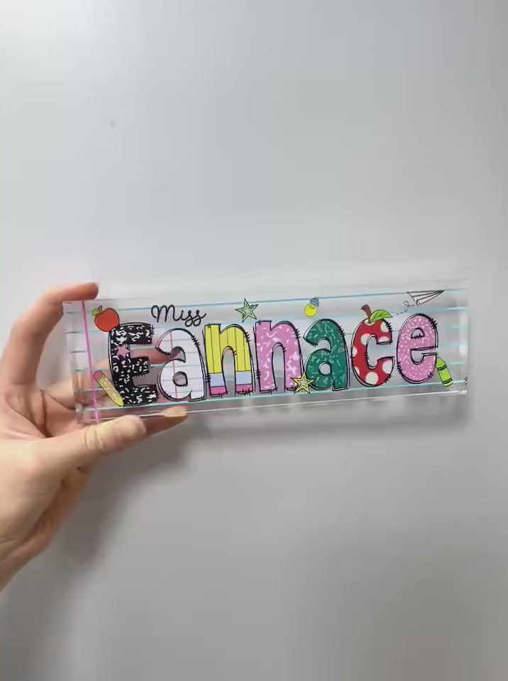 Personalized Teacher Name Desk Sign, Custom Teacher Appreciation Gifts, Teacher Name Desk Plaque, Teacher Acrylic Block, New Teacher Gift. DNPETAL03