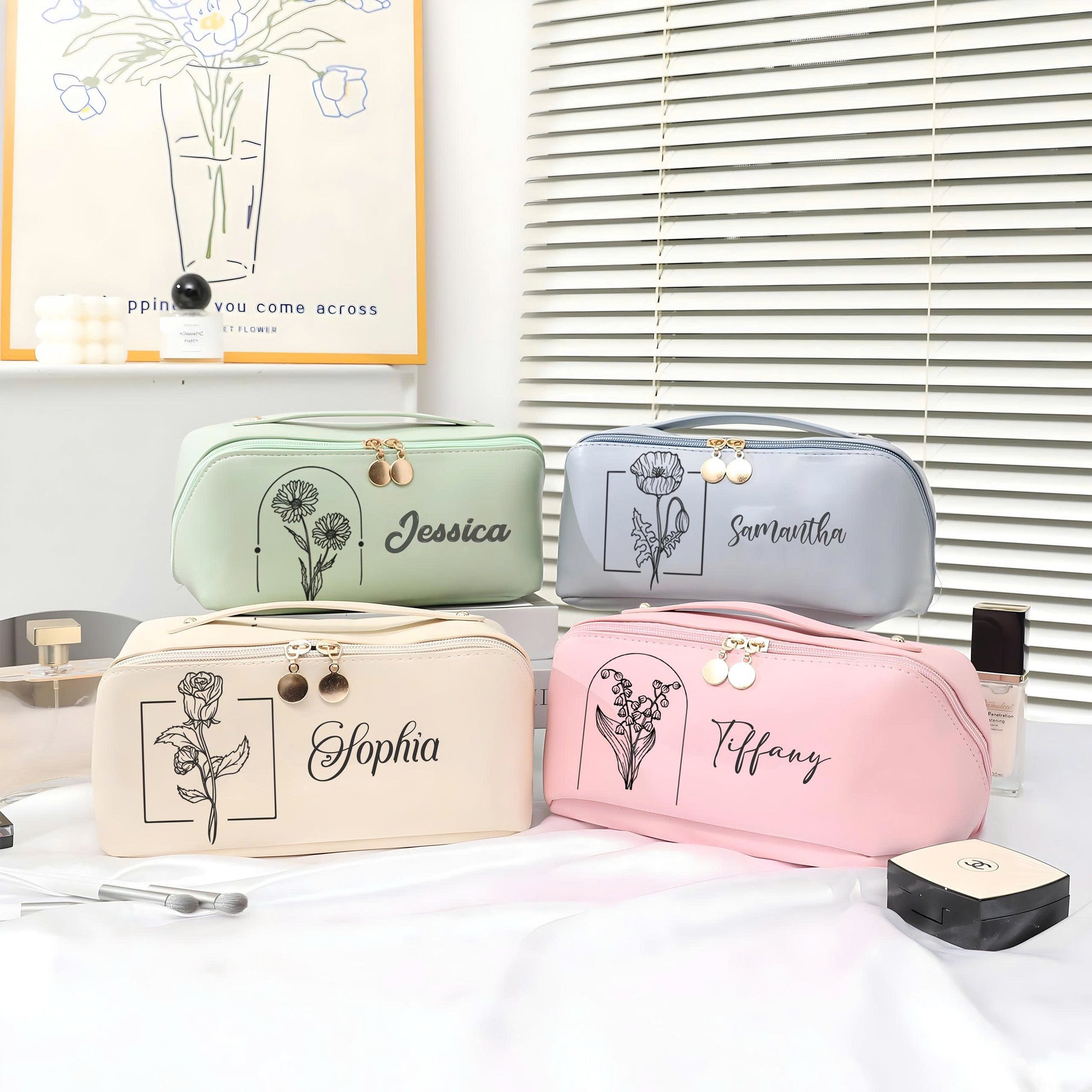 Personalized Leather Makeup Bag, Monthly Bloom Birth Flower Cosmetic Bag, Custom Name Toiletry Pouch, Bridesmaid Gift, Travel Organizer