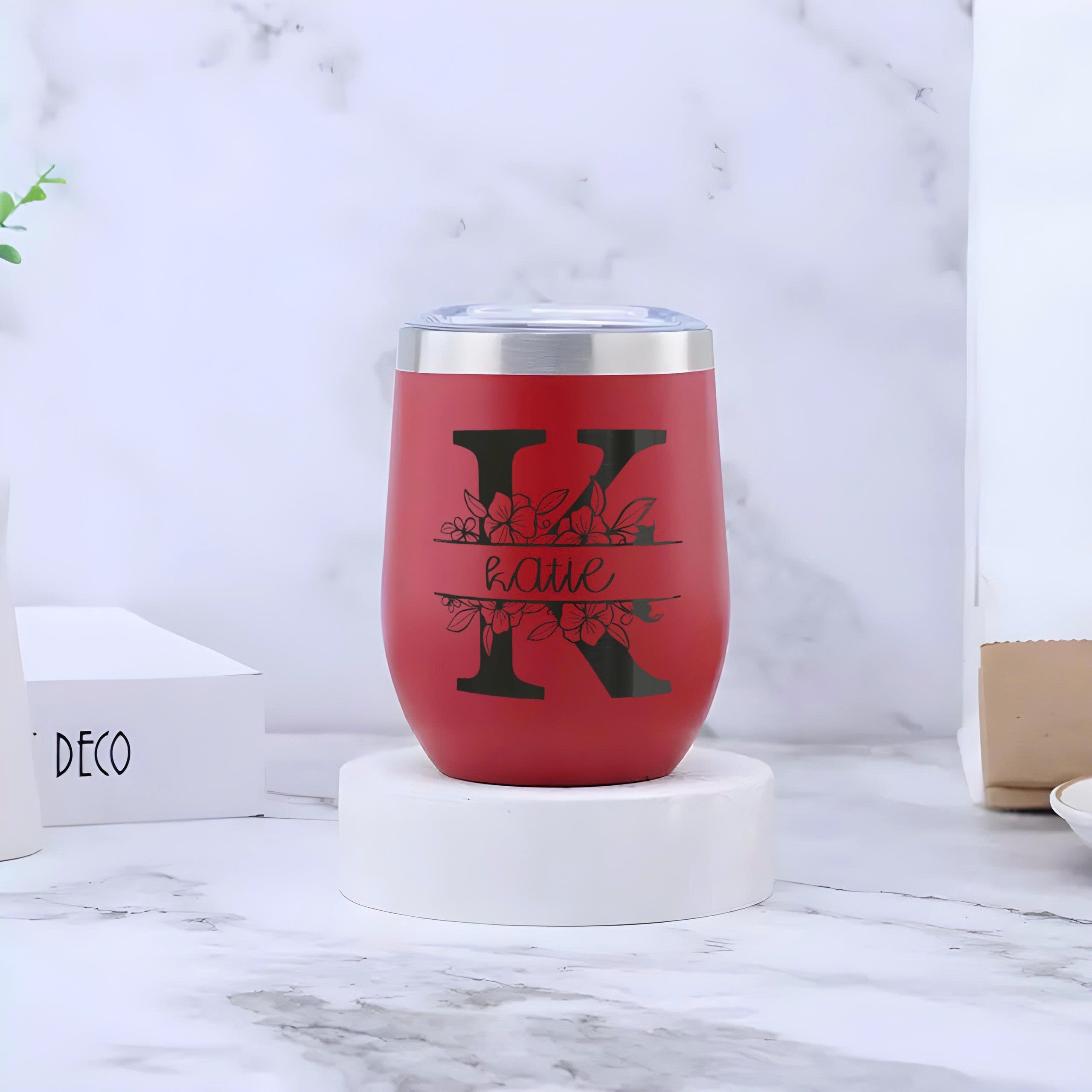 Personalized Edged Wine Tumbler, Custom Name Stemless Wine Glass, Floral Monogram Tumbler, Wedding Gift, Customizable Gift for Her, Birthday Gift